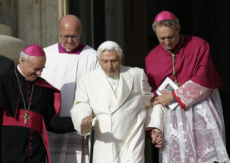 Pope exposes confidential details of past conclaves and settles scores with Pope Benedict XVI’s aide – The Canadian PressGN notes: Pope Francis seldom misses an opportunity to settle scores publicly, or fire and exile anyone he disagrees with.