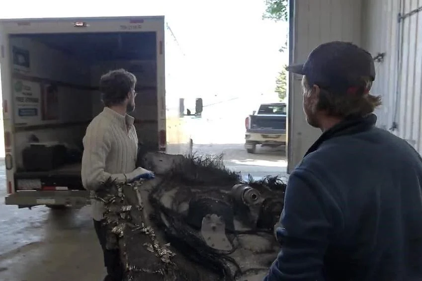 SpaceX staff collect cosmic junk found on farmer’s field in Saskatchewan – The Canadian Press