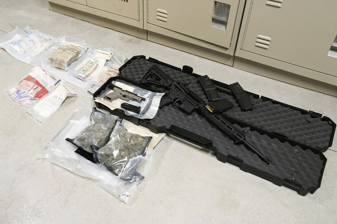 York police charge 20 after investigation into alleged trafficking of guns, drugs by street gang – YorkRegion.comGN notes: “Accused from Vaughan, Brampton and Toronto charged after guns, drugs with estimated street value of $2.5 million seized as part of ‘Operation Lookout’.”  Liberal’s legislation against legal gun owners does nothing to prevent criminals from large scale gun trafficking.