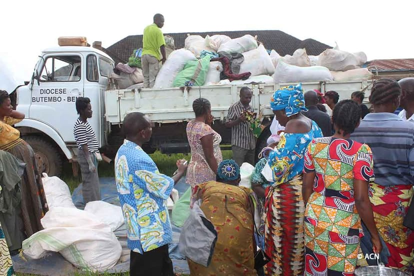 Attacks by Islamists in DR Congo increase in East of African country – CRUXGN notes: “In a May 25 statement, Pope Francis condemned the killings, noting that the action of the Christians [refusing to convert and opting for death instead] was “a testimony of martyrdom that a group of Catholics from Congo, from North Kivu, have given in recent days.”