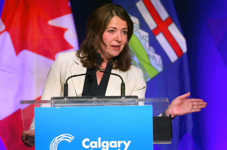 Alberta, Saskatchewan vow to fight Trudeau’s oil ‘gag law’ – Toronto SunGN notes: “Alberta Premier Danielle Smith calls the bill “draconian,” while Saskatchewan Premier Scott Moe calls it censorship against the oil and gas industry.” “The government is once again attacking a vital industry in Canada, chasing away investment and good jobs all due to Prime Minister Justin Trudeau’s green zealotry.”