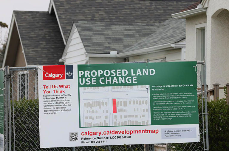 Hundreds sign on to legal challenge to appeal blanket rezoning – Calgary HeraldGN notes: “The amendment to Calgary’s land use bylaw will allow homeowners to rezone single-family homes into other low-density housing forms, such as rowhouses, duplexes and fourplexes.”  Through the Liberal government financial incentives, cities are implementing the World Economic Forum 15 minute cities by abolishing single family dwelling neighborhoods.