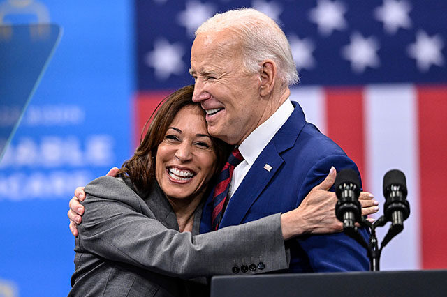 Joe Biden Tries to Unite Party Behind Kamala Harris with Endorsement – BreitbartGN notes: “President Joe Biden endorsed Vice President Kamala Harris as his replacement 30 minutes after announcing that he would not run for re-election on Sunday.”  If Joe Biden is too mentally unfit to run, he should no longer have the nuclear codes. Please do not interpret this comment as a vote for Kamala Harris.