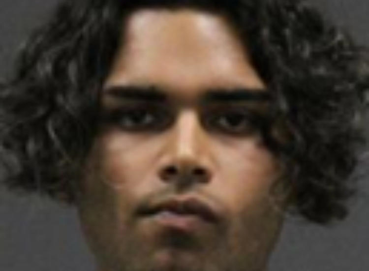 Vaughan man, 20, accused of child luring now sought for skipping bail – Toronto SunGN notes: “An arrest warrant has been issued for a 20-year-old Vaughan man who vanished after being charged with sex offences against a child. York Regional Police say Shubham Sahota was arrested in June as part of a child luring investigation, and released under conditions he reside with his surety in Vaughan.”  Liberals’ diversity, immigration and bail mix is a complete fiasco.  Another case of a pedophile on the run after being provided bail.