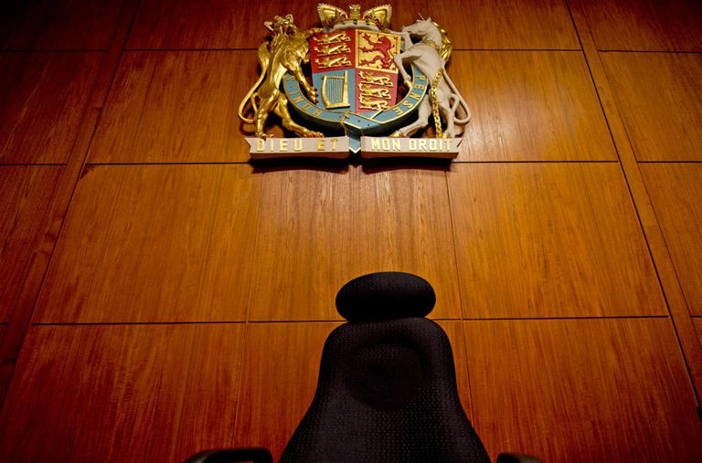 Judicial watchdog confirms Ontario judge donated to Liberals, issues first sanction under new regime – National Post GN notes: The politicization of federal appointments to Canada’s courts goes far beyond donations to Liberals. Courts’ rulings systematically support Liberal policies: describes “person with a vagina”, declared 3 members of a polyamorous as legal parents of a child, supports Liberal’s changes to the bail system, stays criminal proceedings against pedophiles for not having a trial on time, overturned any kind of restriction to euthanasia and abortion, imposed new citizenship law for aliens, denies parents’ rights to question age-appropriateness of sex promoting books, impose taxpayers to pay for Non-Binary Man’s “Gender-Affirming” surgery, and the list goes on.