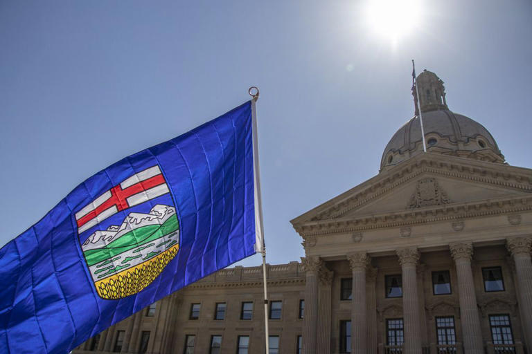 Canadian Medical Association wants to force Alberta to ignore science on gender care – National PostGN notes: Just like the vaccines, transgender care is a cash cow, and science comes second to money, always. CMA’s position claims trans patients should decide, but with vaccines (another money maker) CMA wouldn’t let patients decide. CMA’s principles make sense: Show me the money.